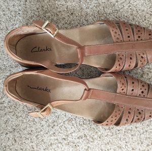 Clark's T-Strap Sandals